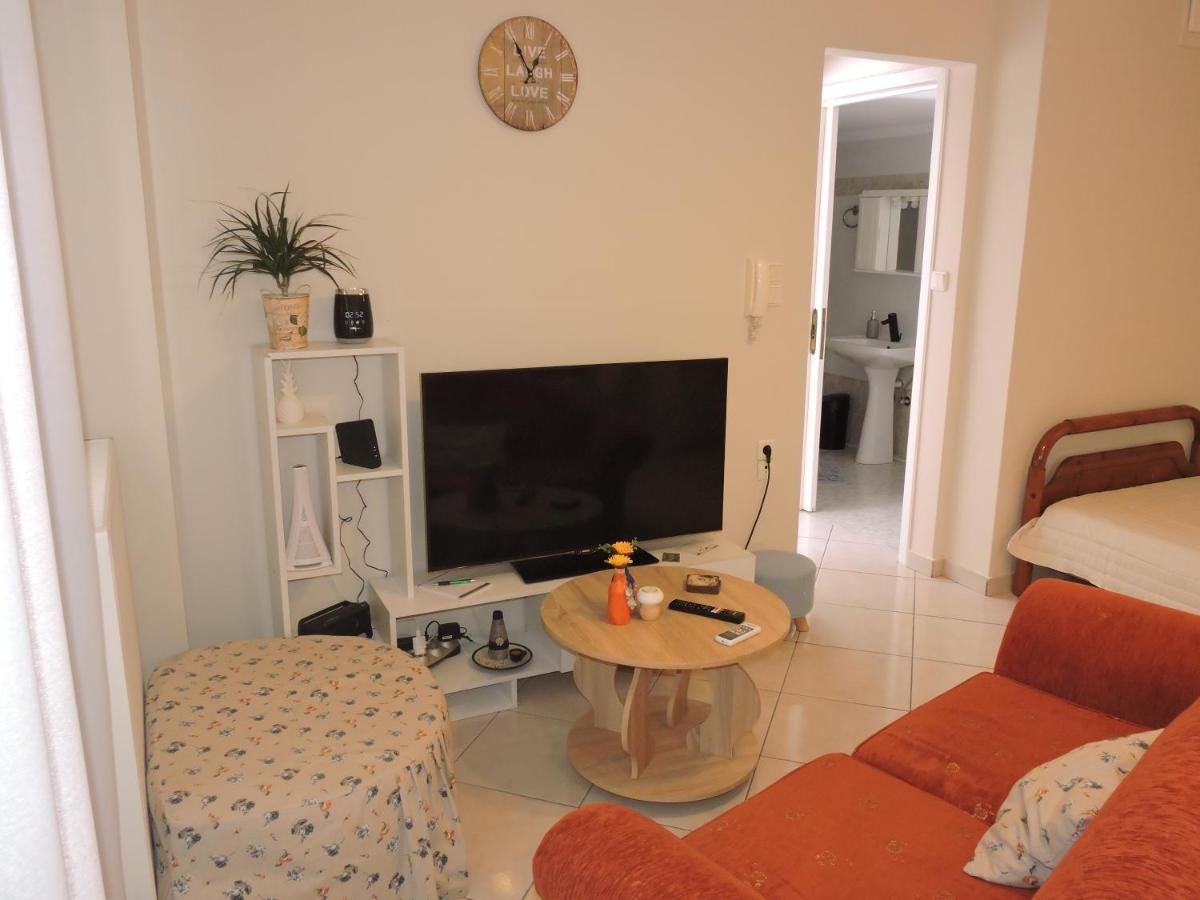 Sweet Apartment *
